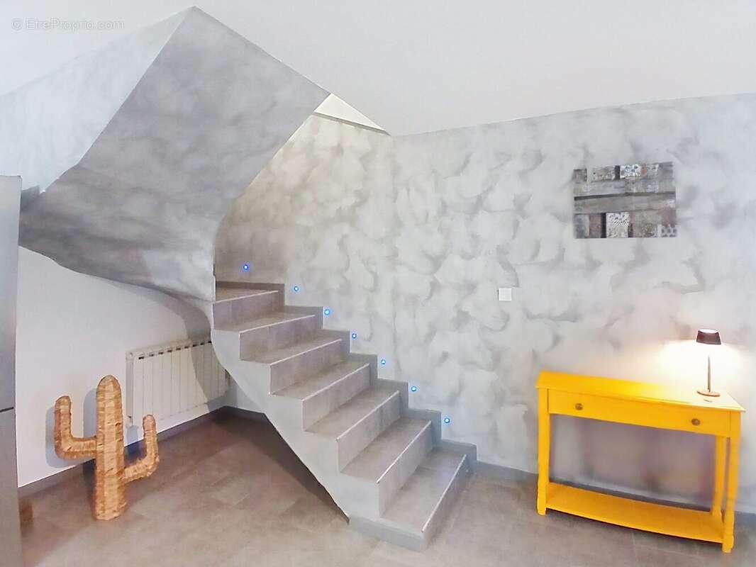 Maison à VILLETTE-D'ANTHON