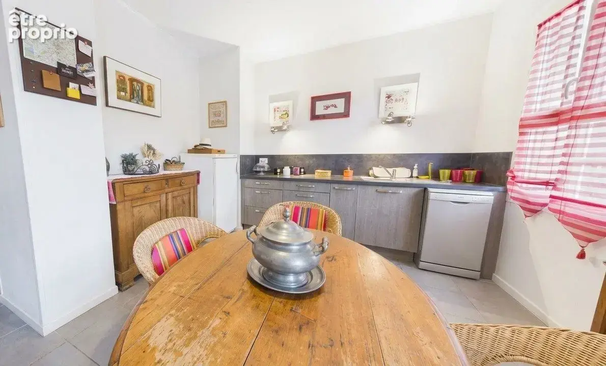 Appartement 4 pièces 117 m² à vendre à Avignon (84000) - photo 2