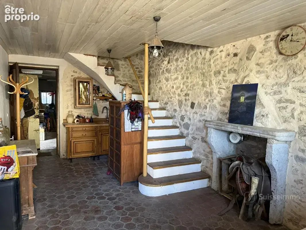 Maison 3 pièces 98 m² · à Oyonnax · 98 m² · 233 000 €