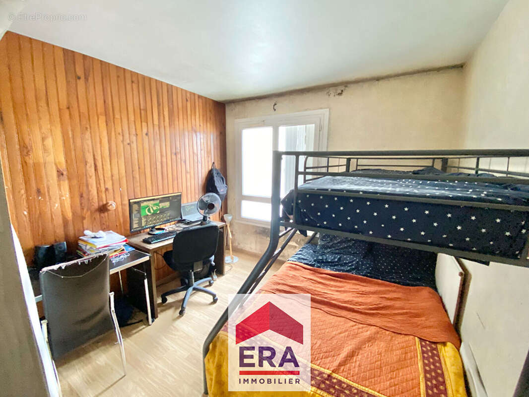 Appartement à SARTROUVILLE