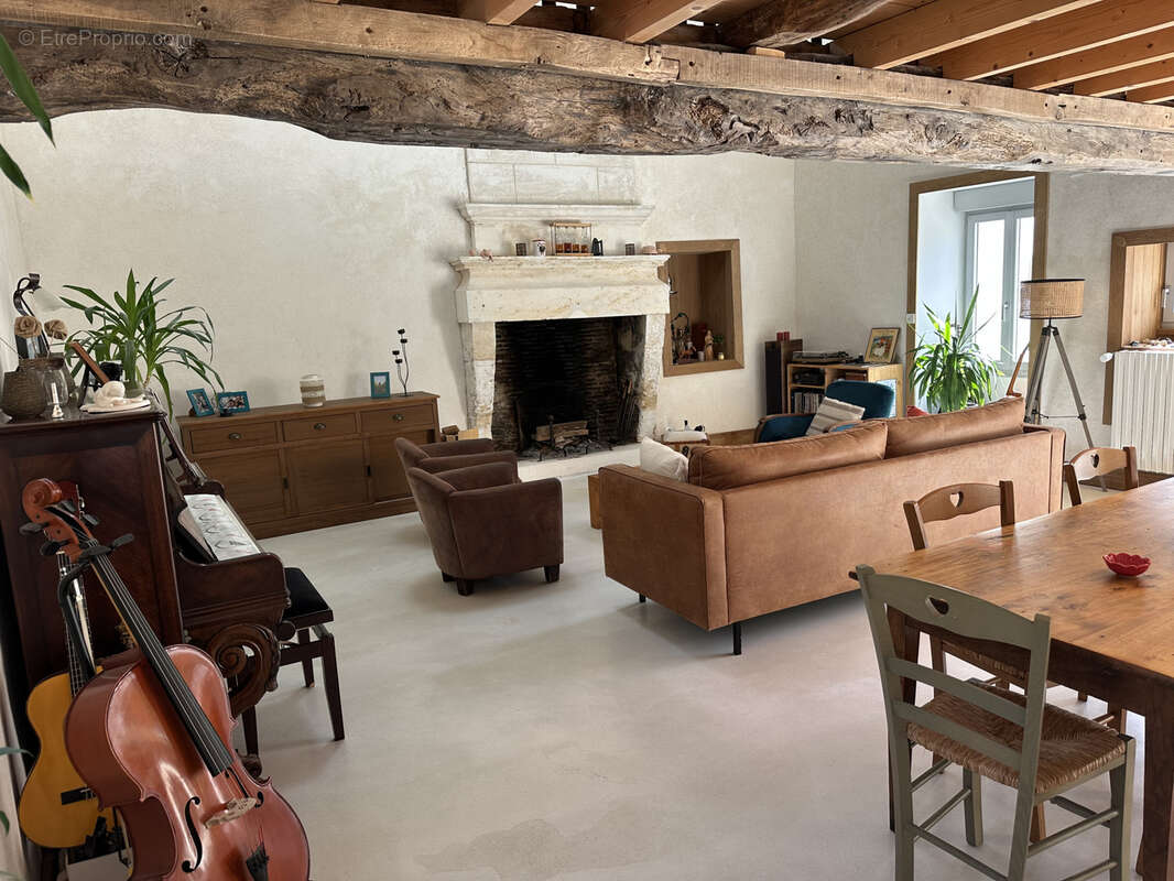 Maison à COGNAC