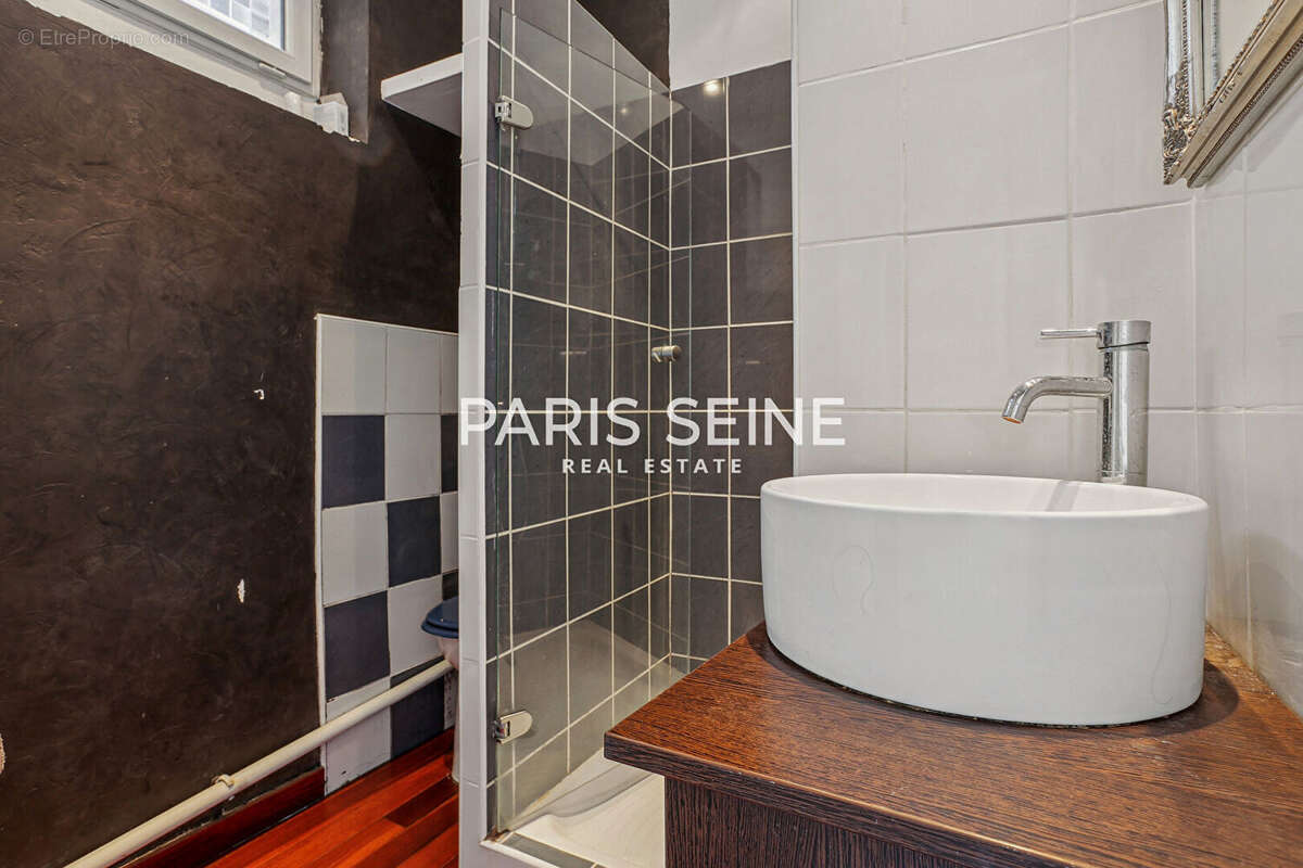 Appartement à PARIS-15E