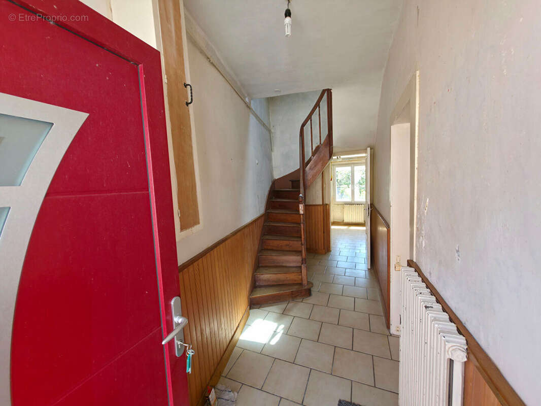 Maison de bourg avec extérieur - photo 2