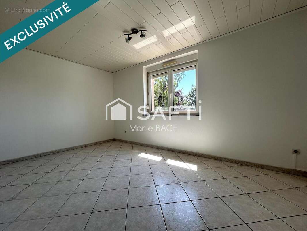 Appartement 78 m² à Hambach  - photo 7