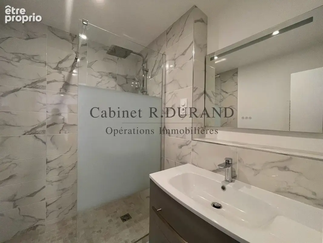 Appartement 45 m² à La Garenne-Colombes  - photo 3