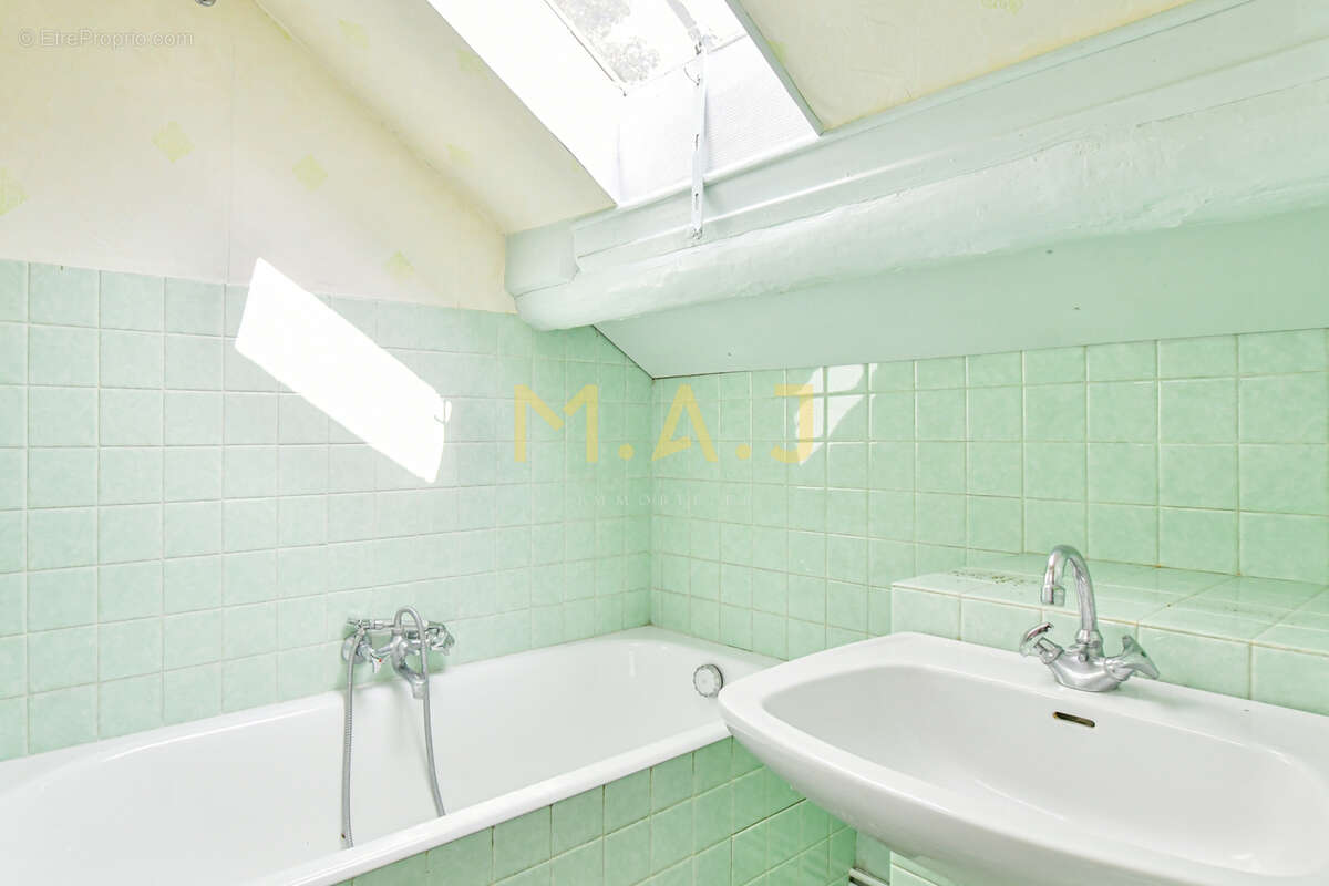 Maison à LE PERREUX-SUR-MARNE