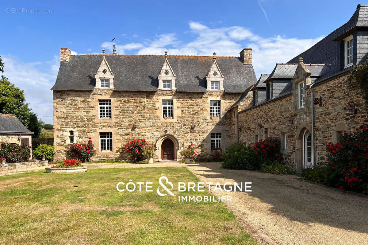 Magnifique manoir du 16è restauré, proche de la mer  réf : 2026102 - photo 2