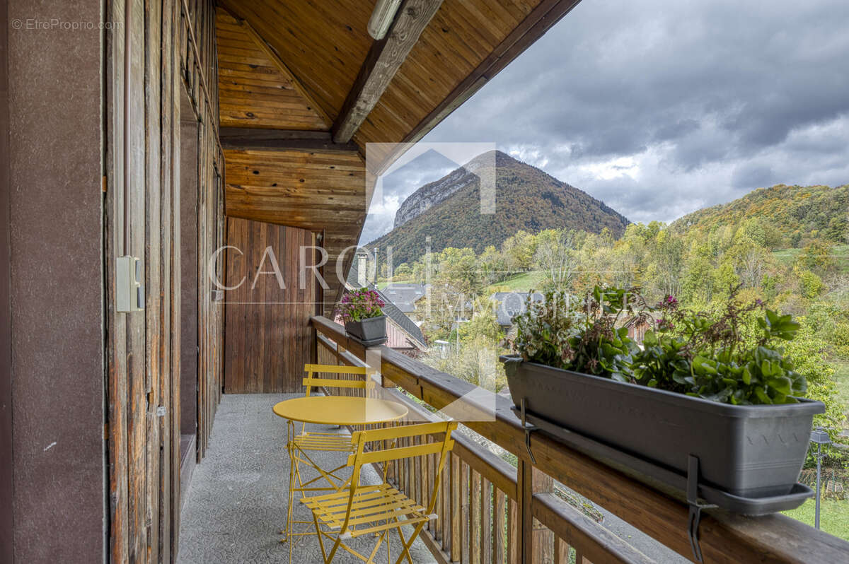 Appartement à TALLOIRES