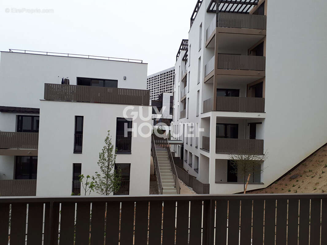 Appartement à LYON-9E