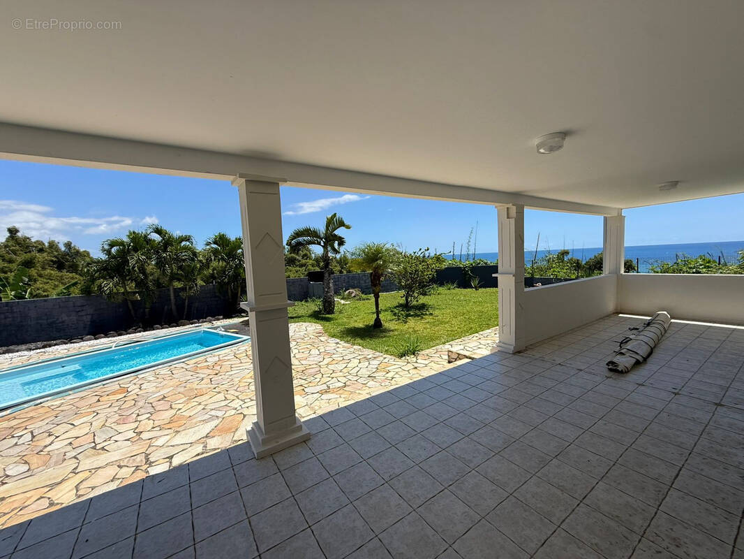 Maison à SAINT-BENOIT