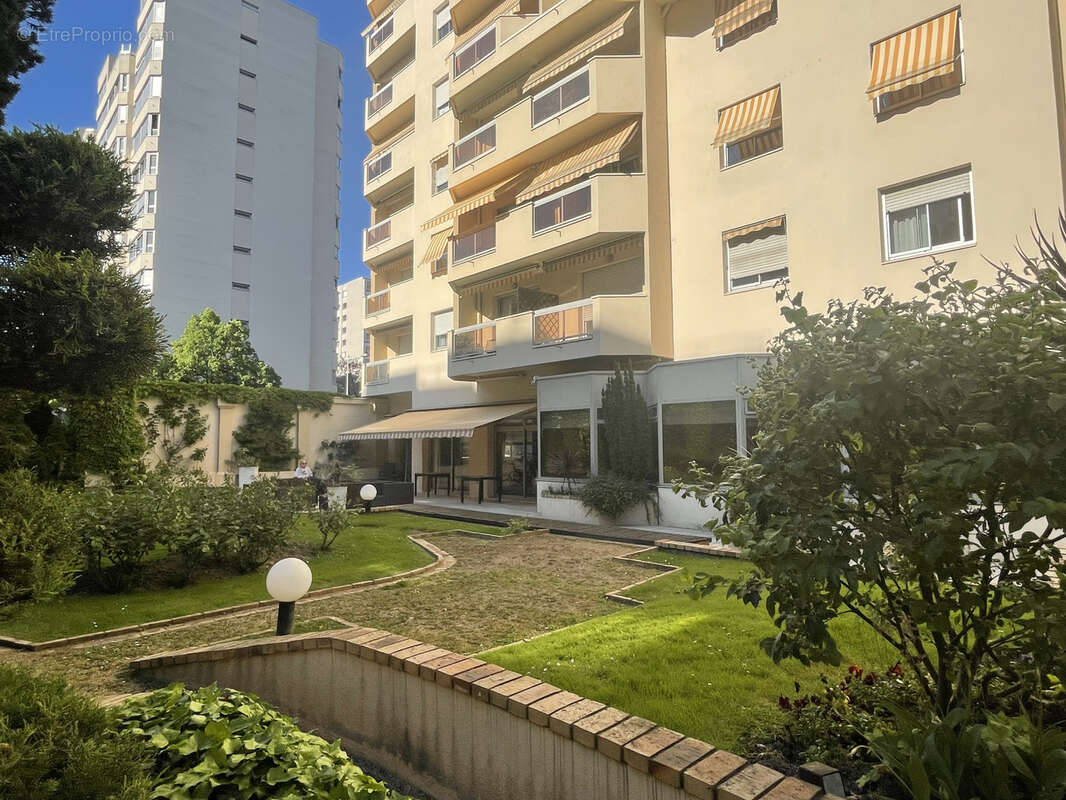 Appartement à LYON-6E