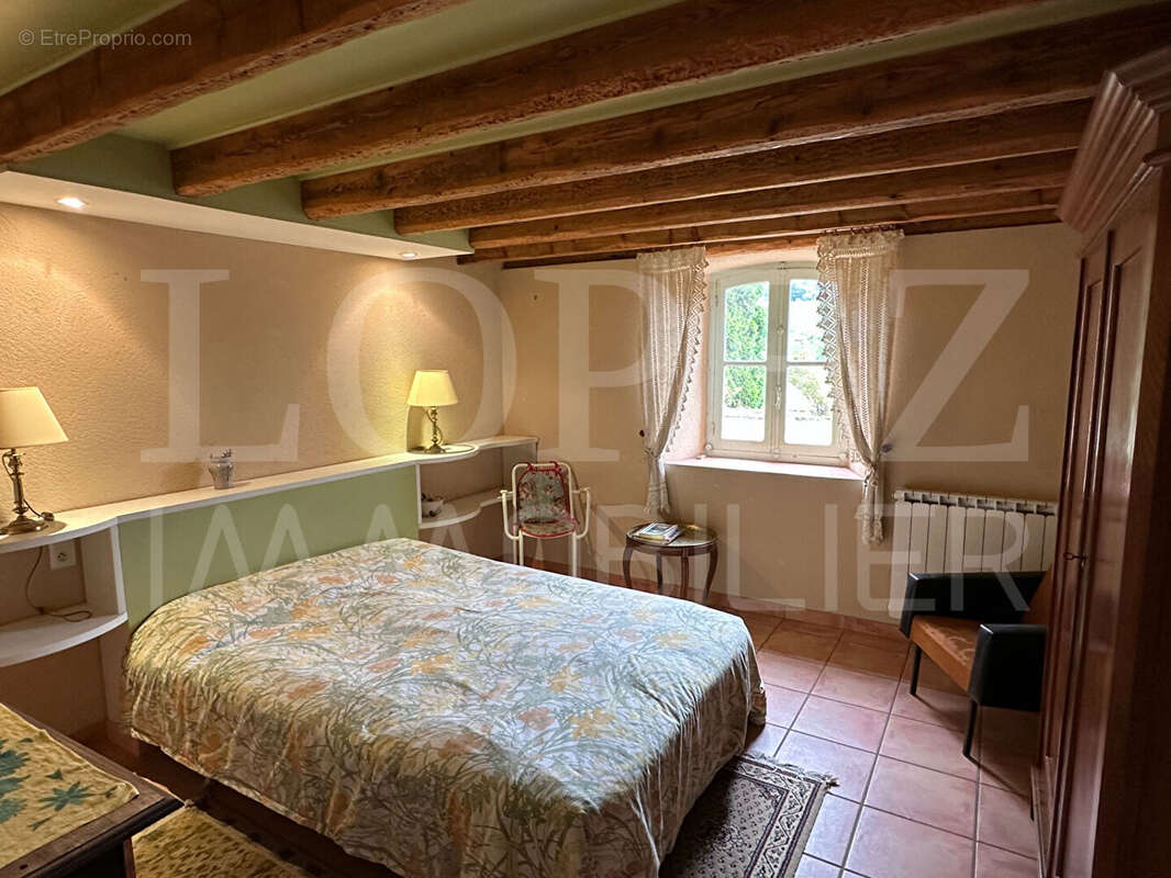 Maison à SAINT-AMANS-SOULT