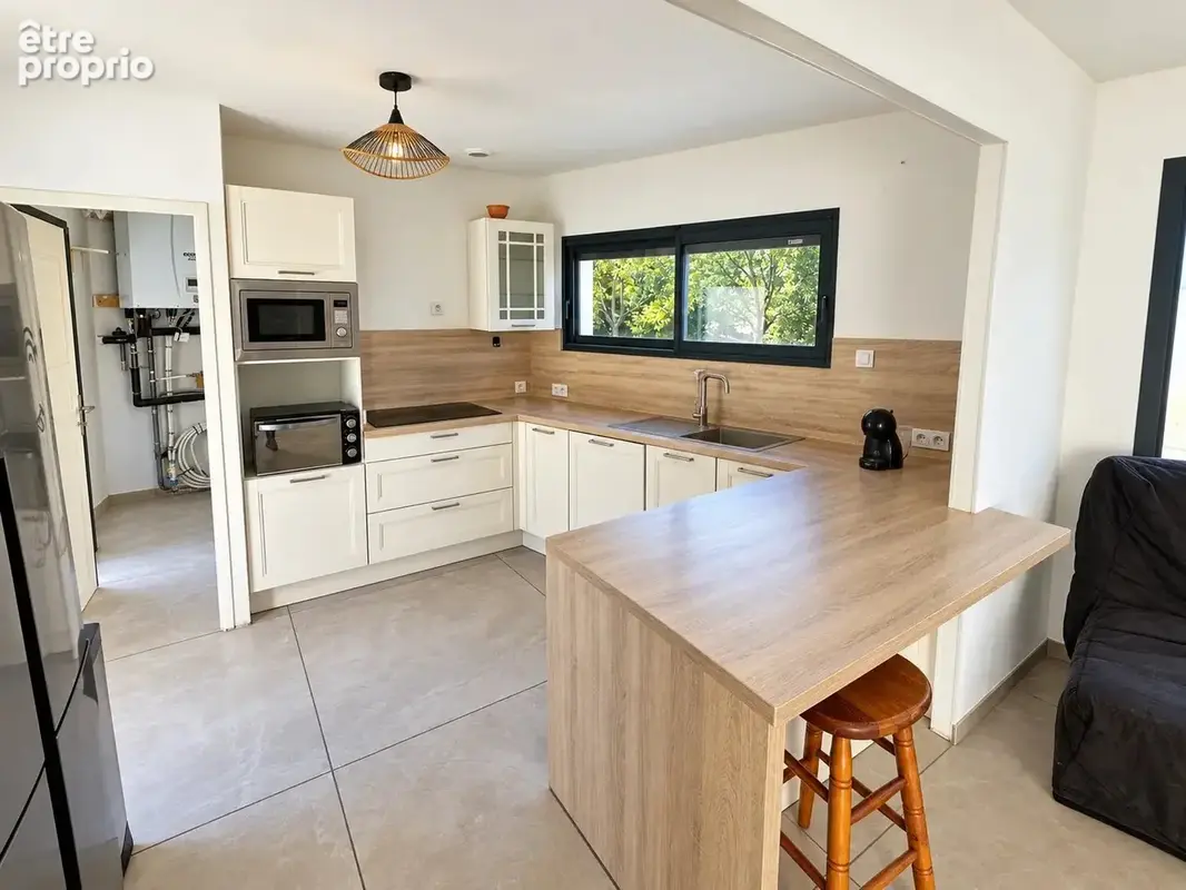 Centre village, villa 4 chambres, sur 407 m2 clos - photo 5