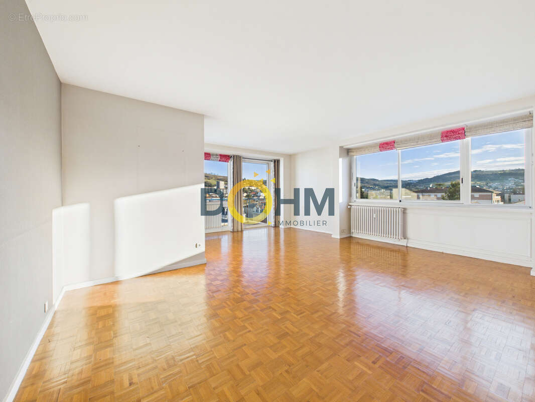 Appartement à VALS-PRES-LE-PUY