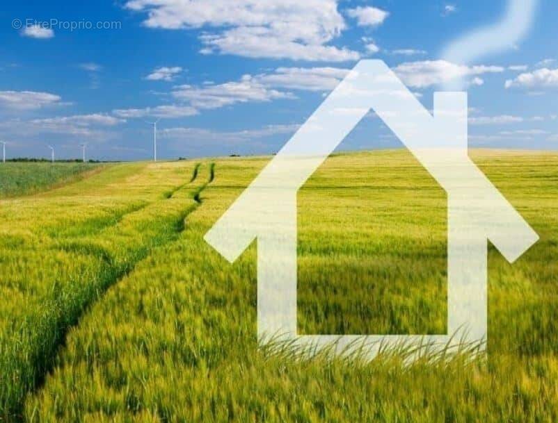 Terrain à SAINT-URBAIN