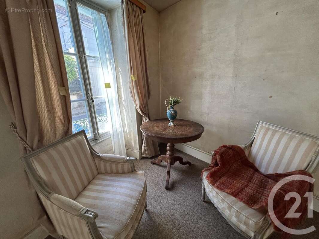 Maison à SAMOIS-SUR-SEINE