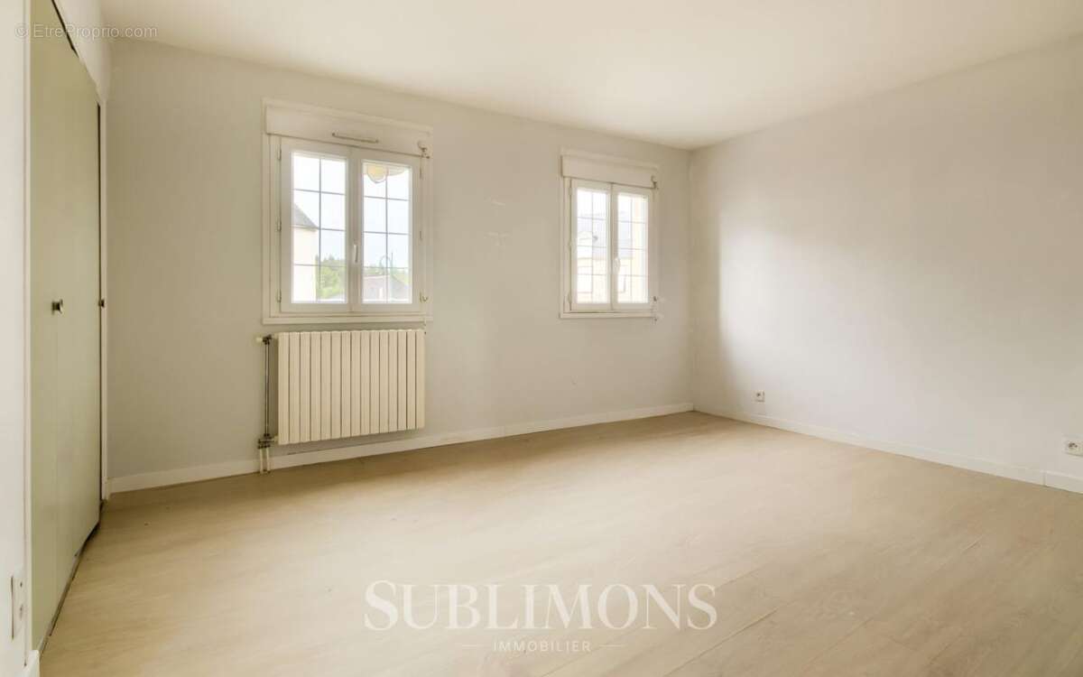 Jolie Maison de ville de 118m² dans une charmante commune aux p - photo 12