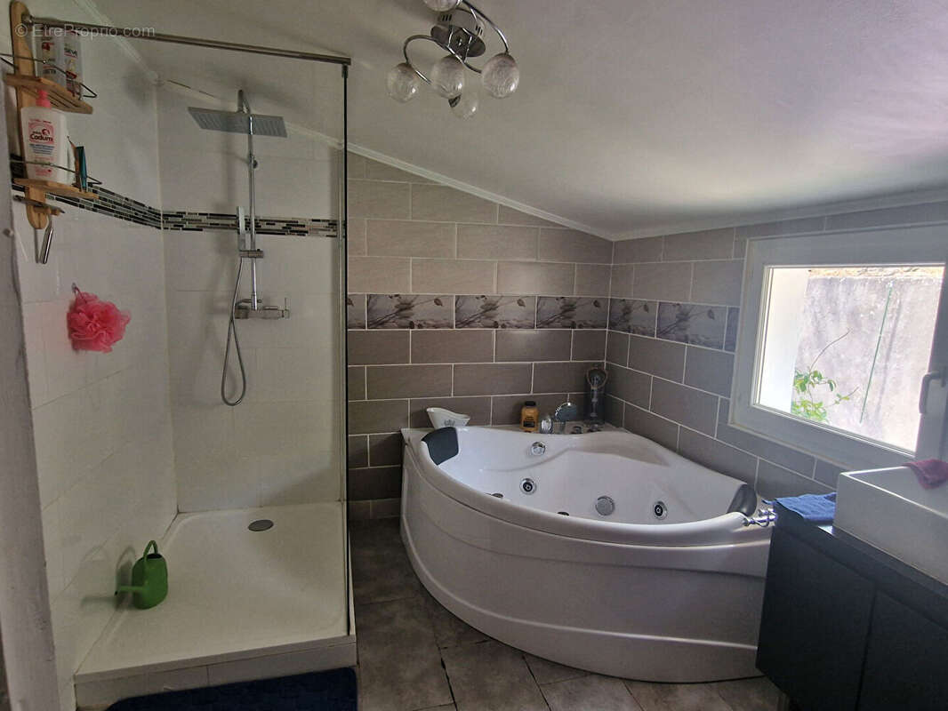 Maison à SAINT-AMBROIX