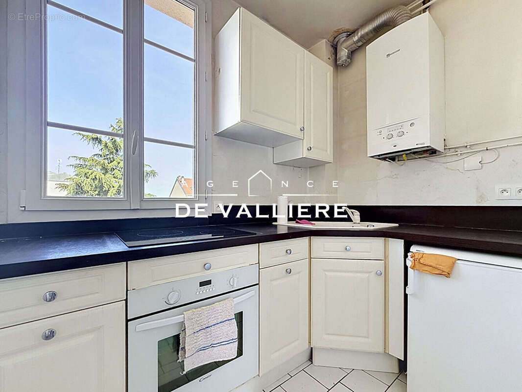 3P 51m² centre ville - photo 4