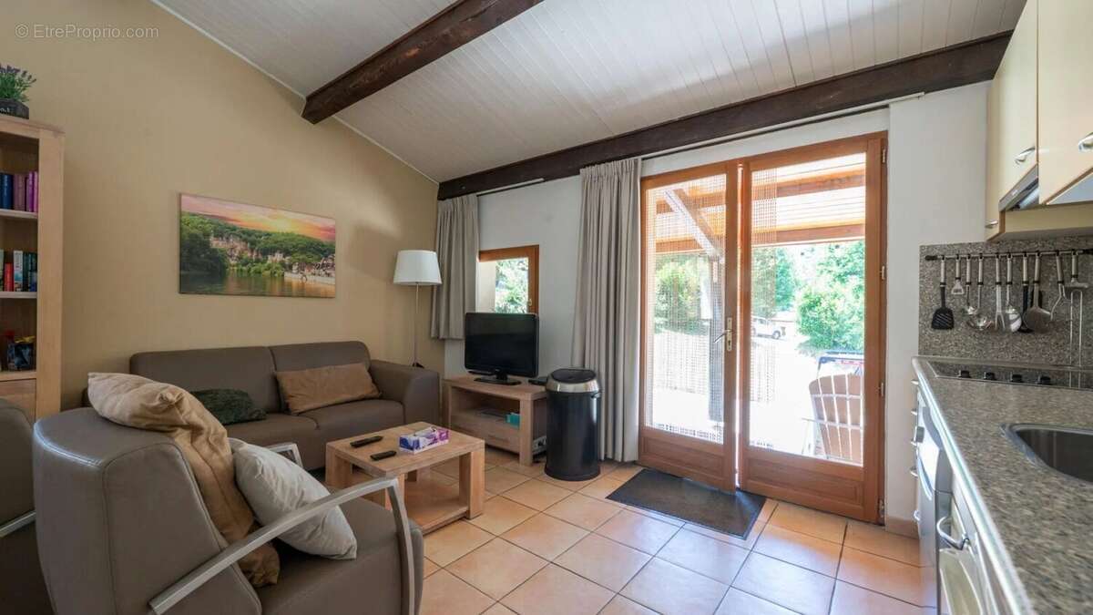 Belle opportunité : maison 2 chambres, jardin et terrasse couver - photo 7