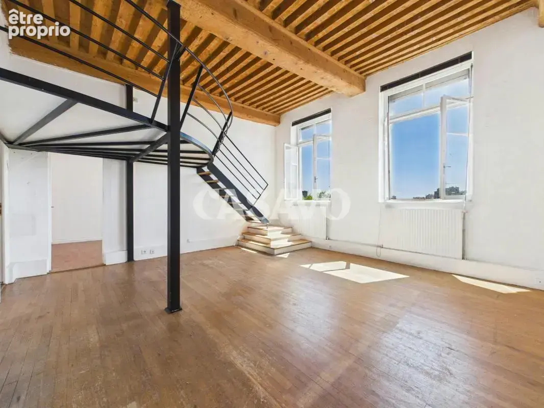 Vente Appartement 5 pièces de 105m² - 69004 Lyon - photo 2