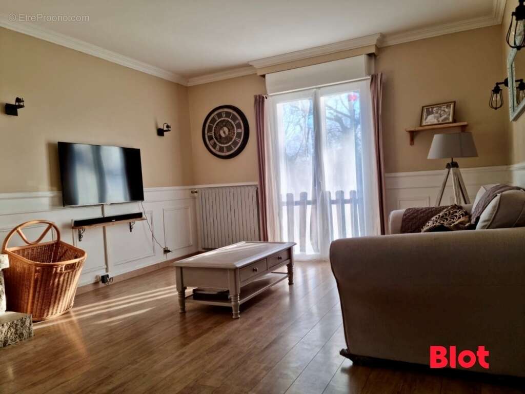 Maison 173 m² à Meneac  - photo 6