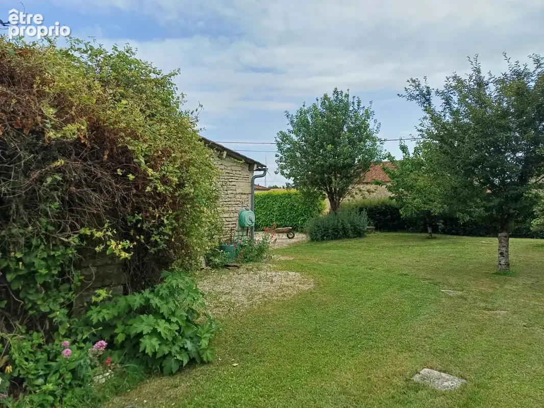 Maison de Charme avec Piscine à La Faye - photo 26