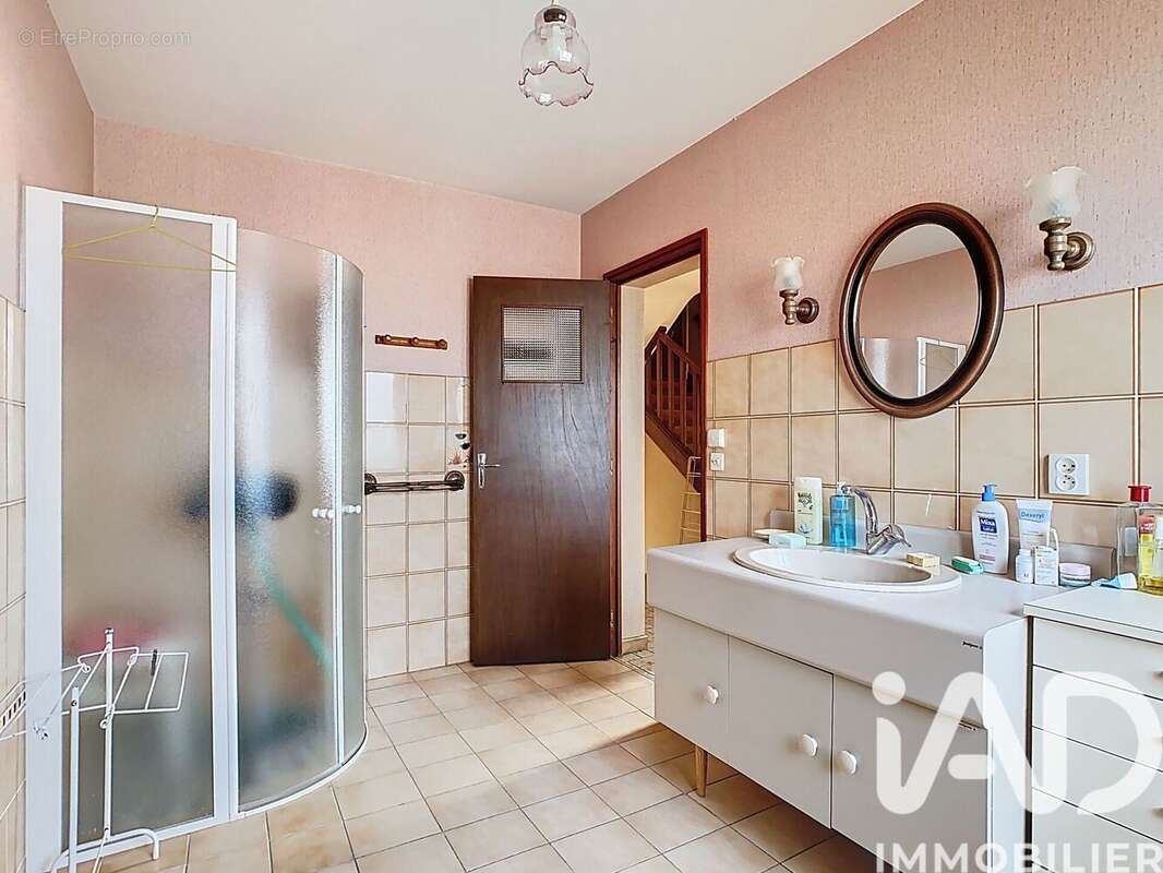 Maison 178 m² à Clamanges  - photo 9