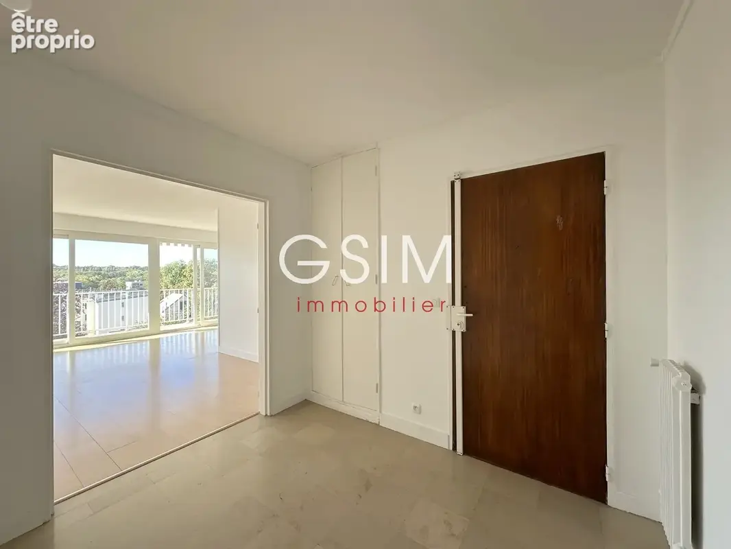 Bel appartement de 85 m2 2 chambres avec vue parc de saint cloud - photo 5