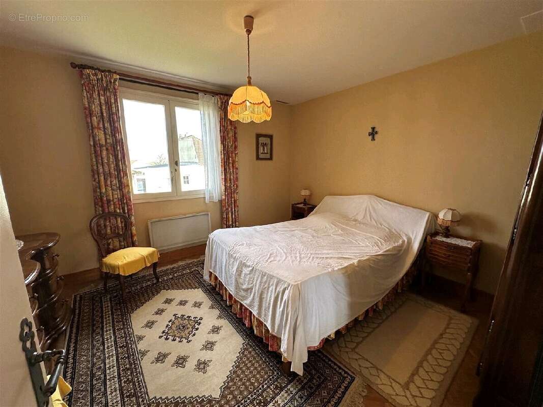 Maison à CHATEAUNEUF-EN-THYMERAIS