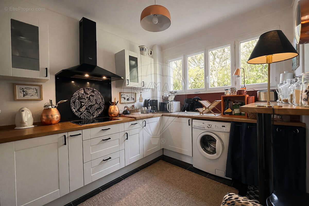 Appartement à VERNEUIL-EN-HALATTE