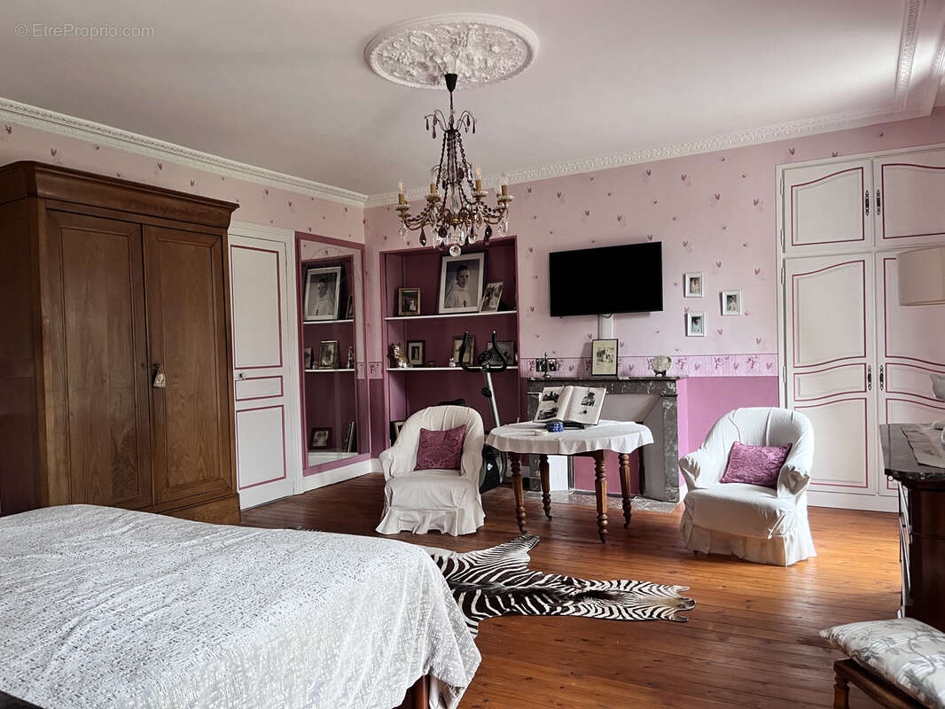 Maison à MORTAGNE-AU-PERCHE