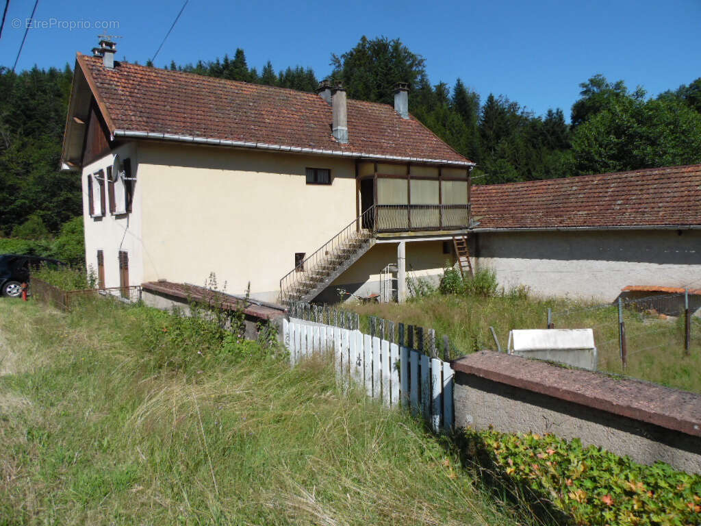 Maison à LE MONT