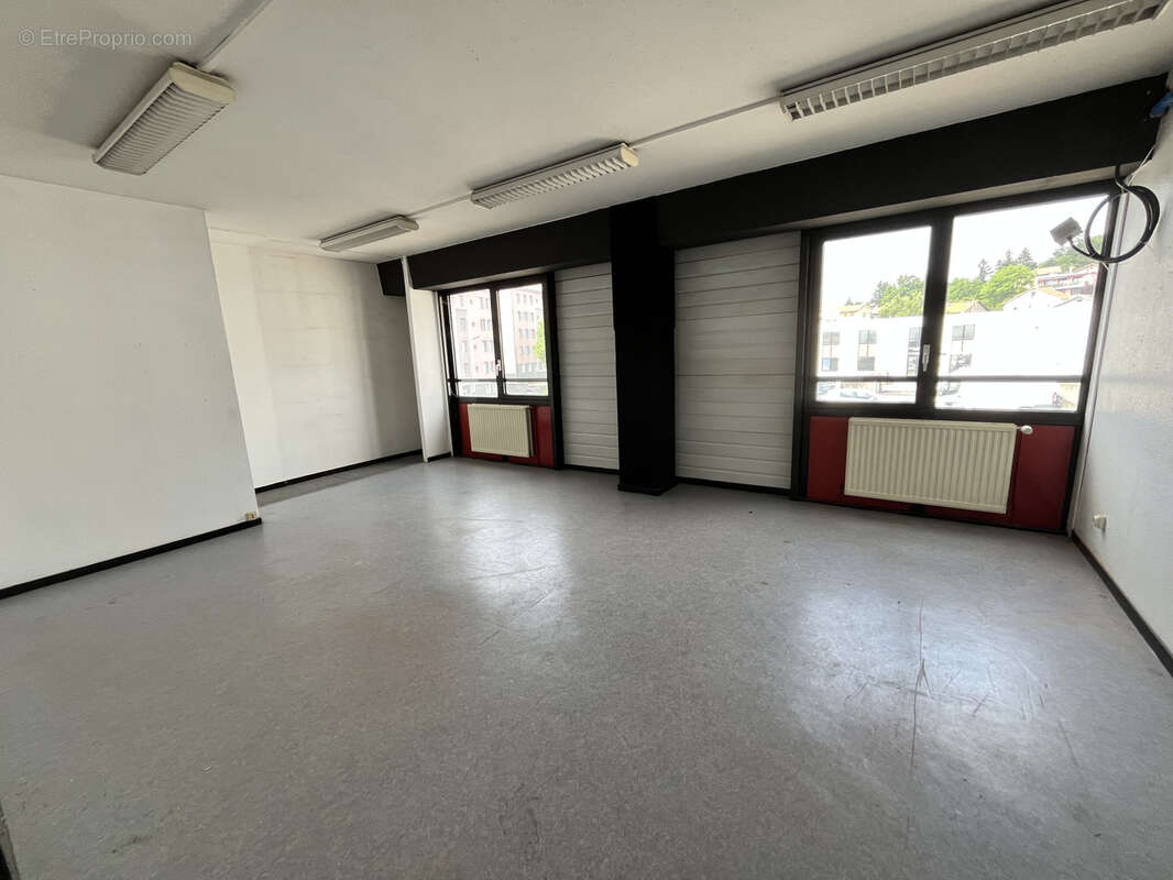 Commerce à SAINT-ETIENNE