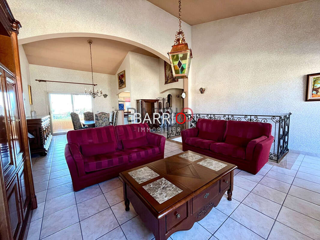 Maison à SAINT-CYPRIEN