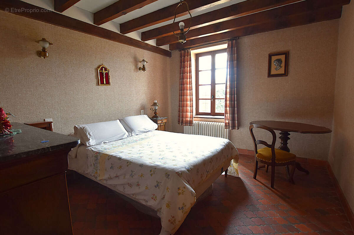 Maison avec cachet et beau terrain : - photo 16