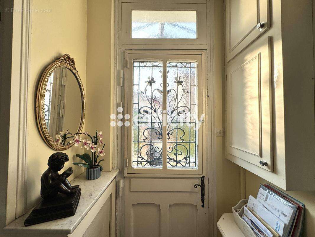 Maison 60 m² à Romainville  - photo 7