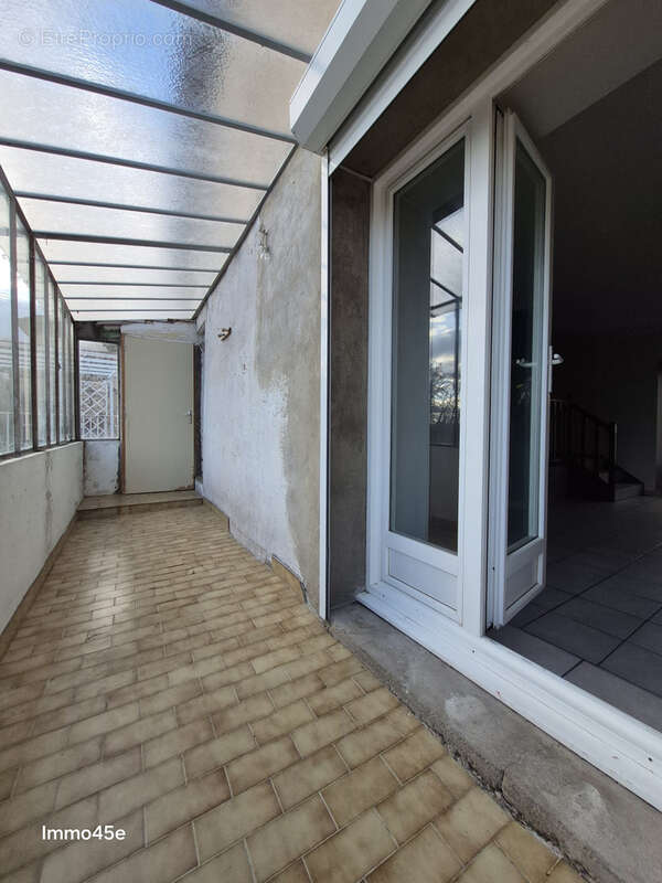 Maison à BEAUMONT-MONTEUX