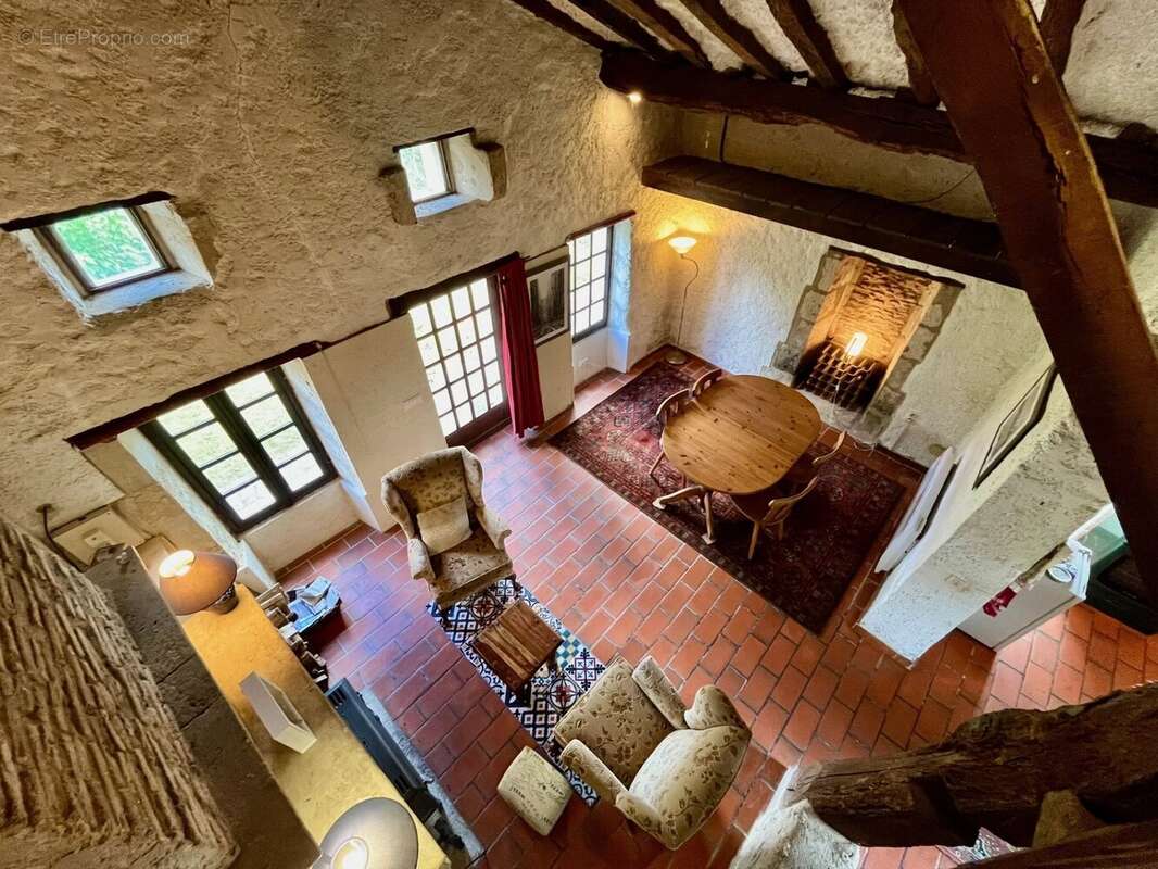 Maison de village en pierre - photo 4