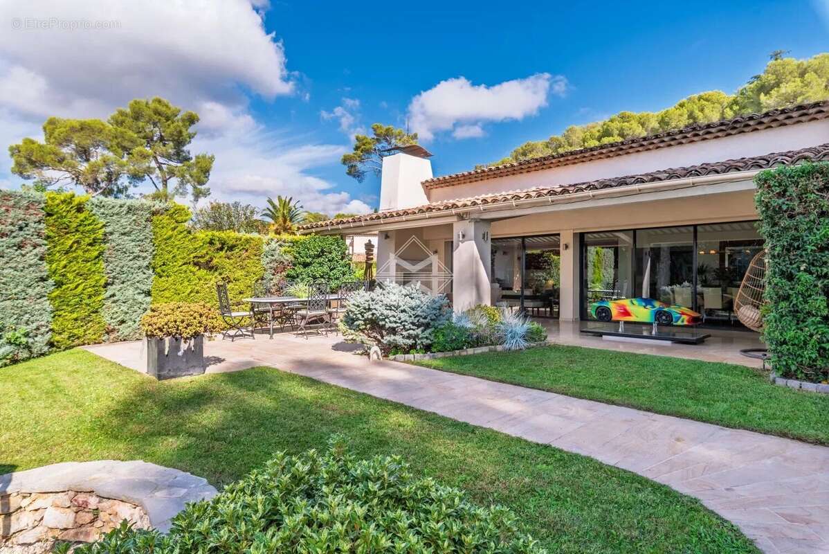 Maison à BIOT