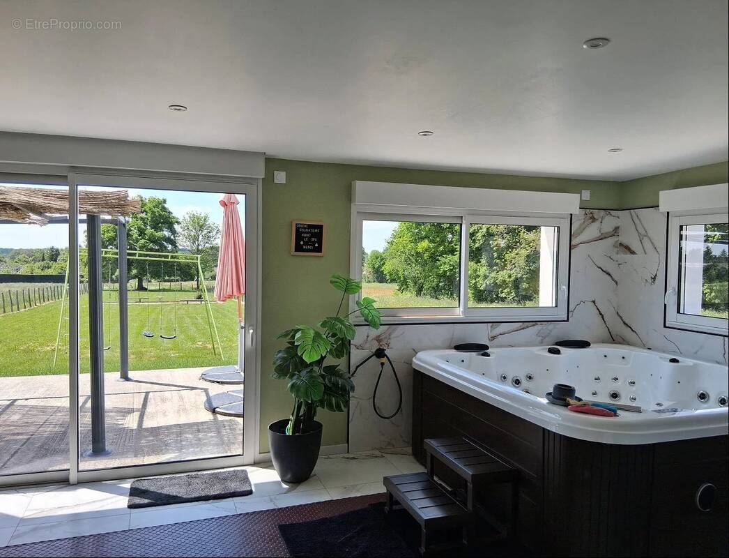 Maison à ERVY-LE-CHATEL