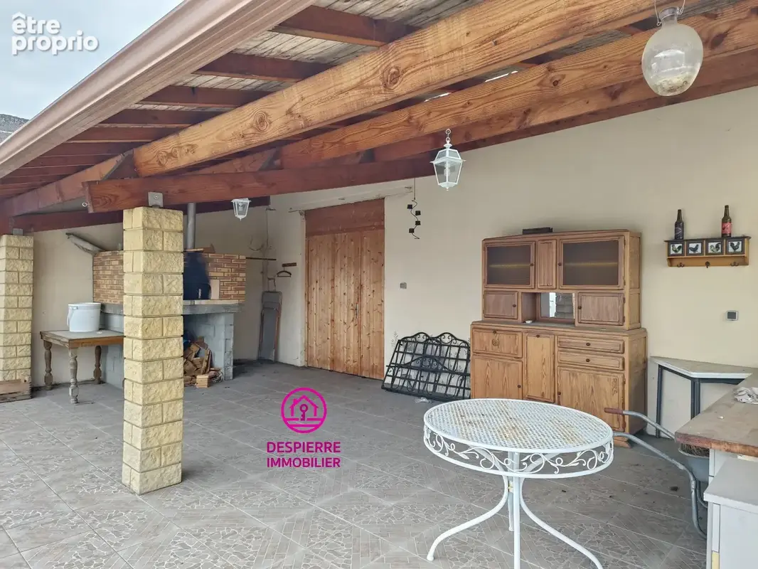 SAINT RAMBERT D'ALBON centre ville, appartement 180 m2 environ avec terrasse et annexe 60 m2 - photo 1