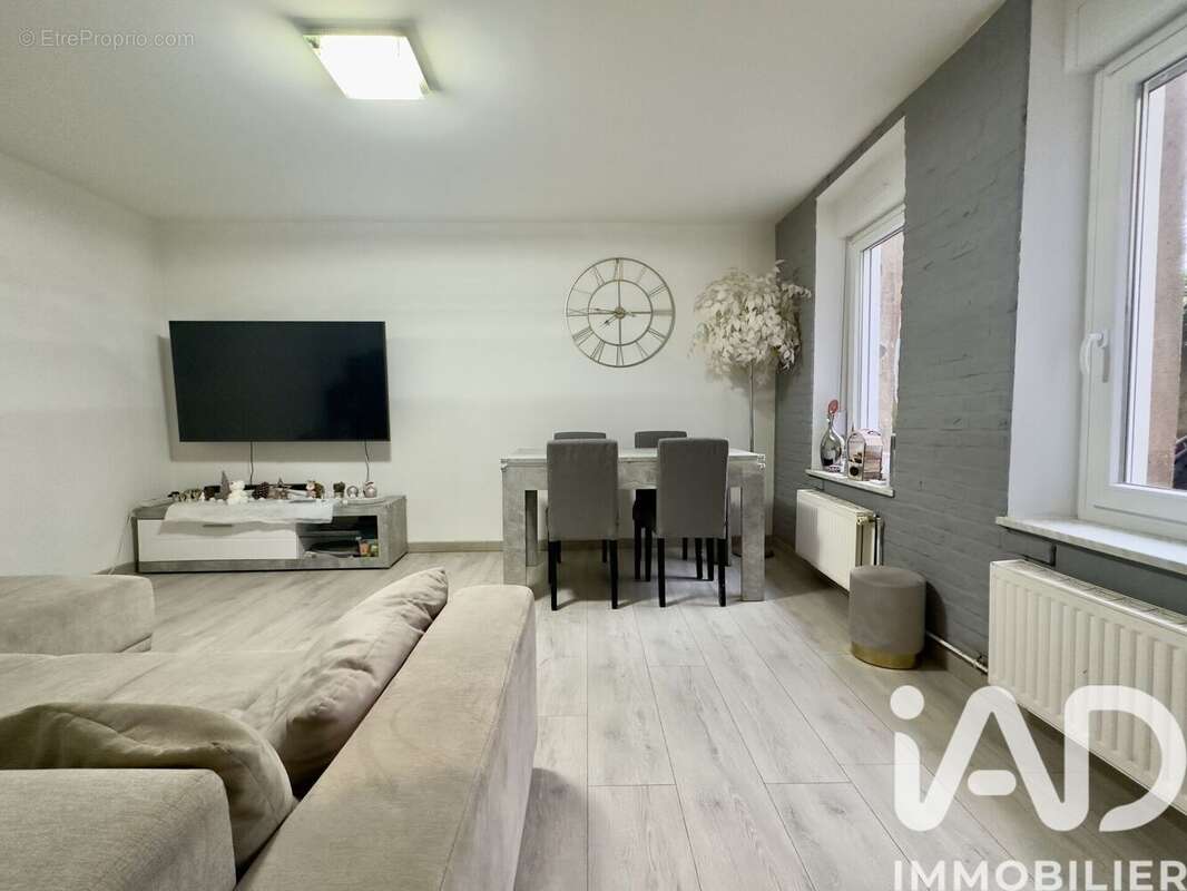 Photo 2 - Appartement à AMNEVILLE