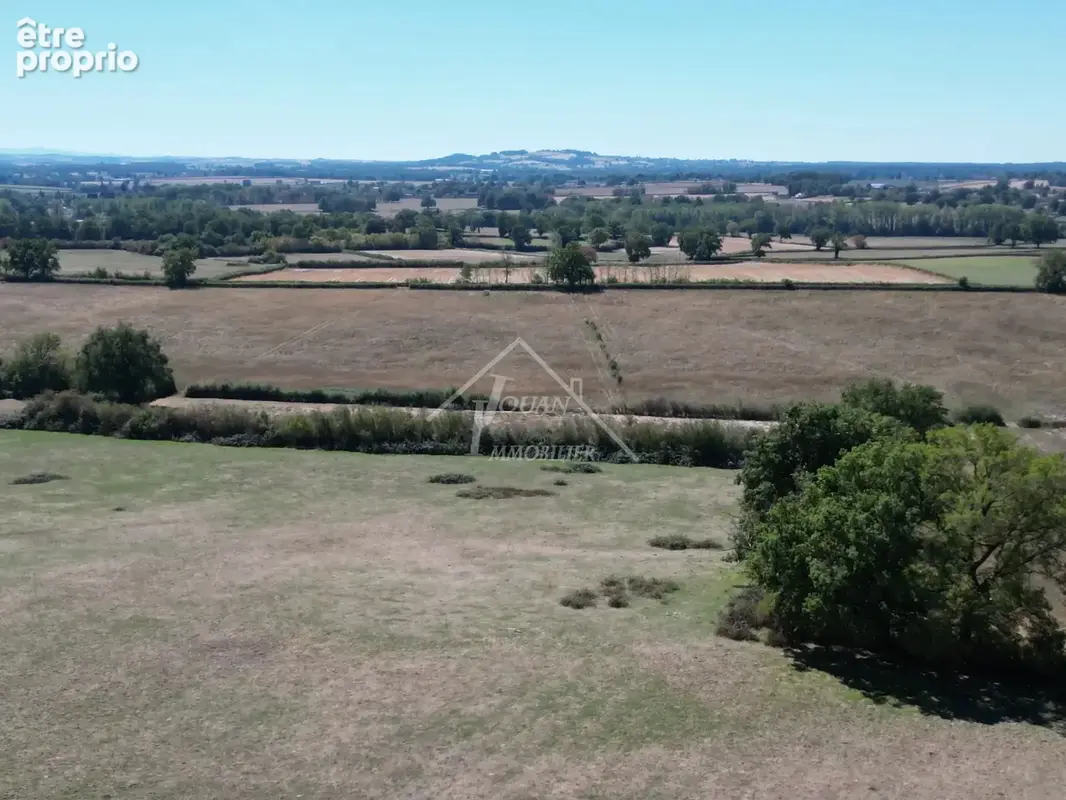 Terrain constructible de 1068 m² - photo 10