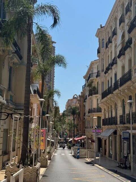 Commerce à BEAUSOLEIL