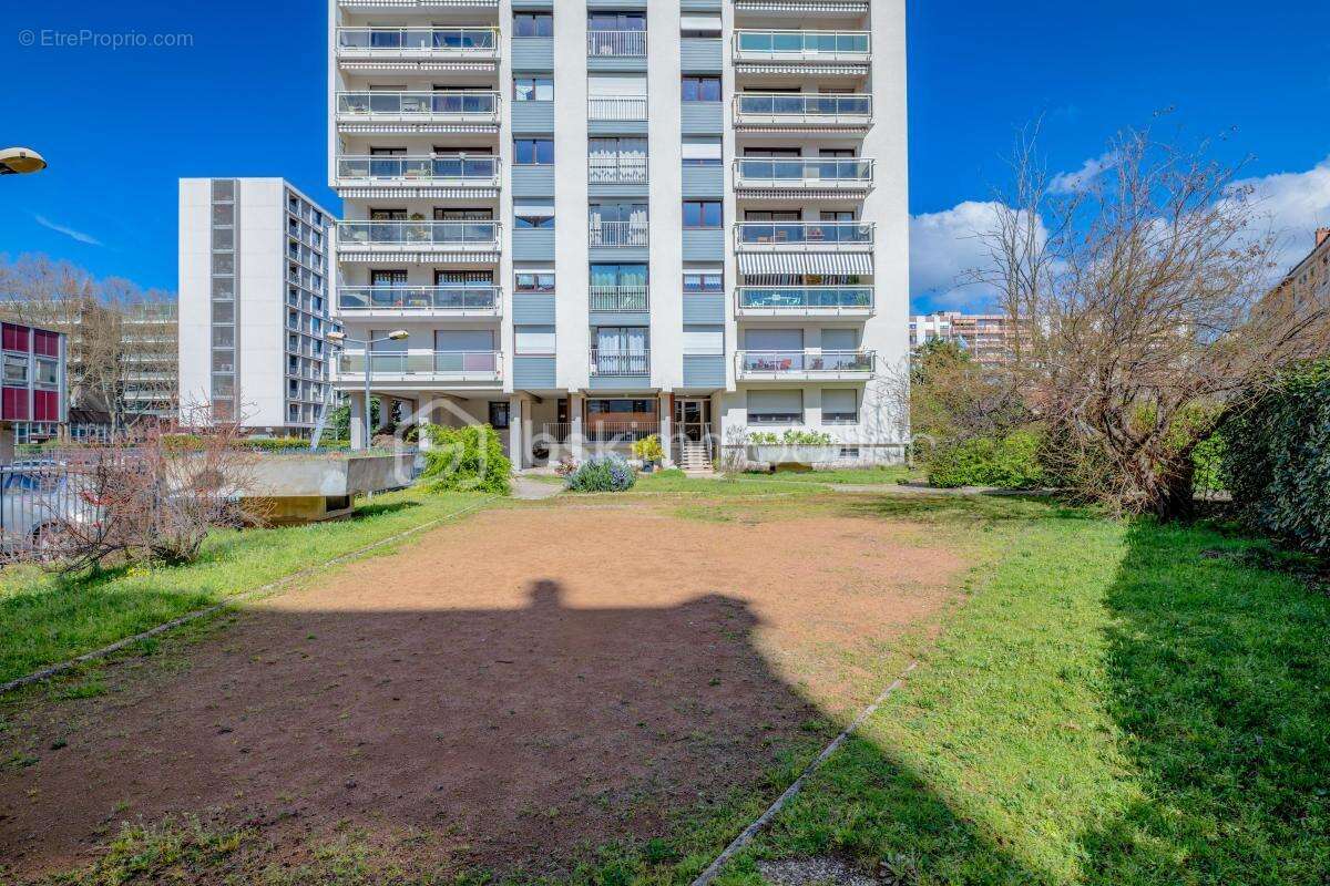 Appartement à LYON-6E