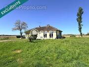 Photo 1 - Maison à ESCATALENS