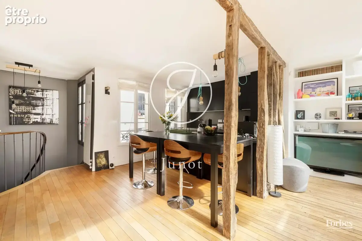 Paris 18e - JULES JOFFRIN / RUE DU POTEAU - Duplex - 4 pièces - 96,82m² Carrez - 130,57m² -  Atelier d'artiste - Terrasse - photo 8