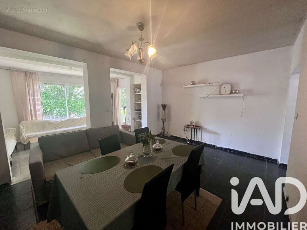 Maison 91 m² à Les Baux-De-Provence  - photo 4