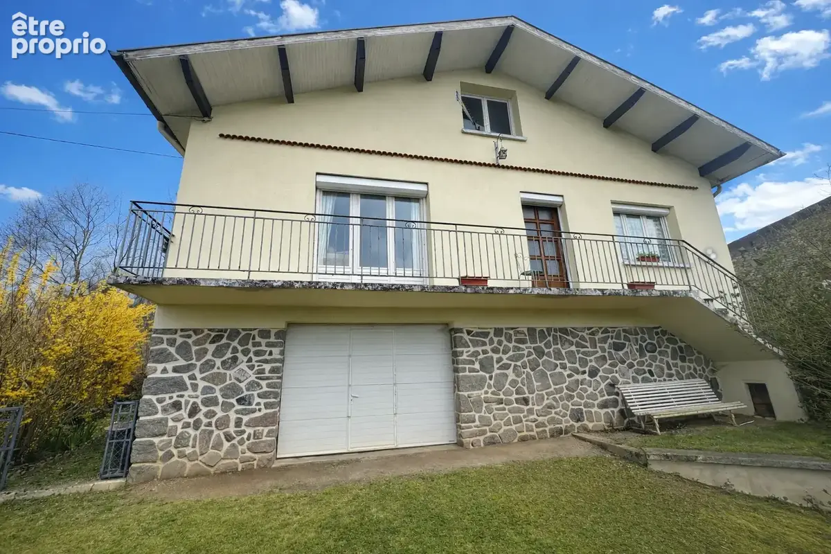 Maison à CELLES-SUR-DUROLLE